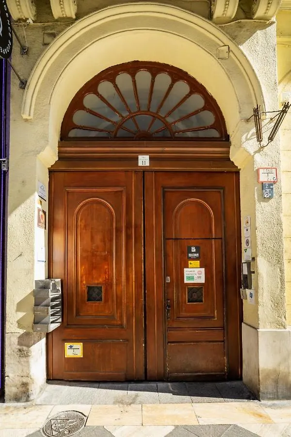 Elegant Suite Basilica View Budapesta Ungaria