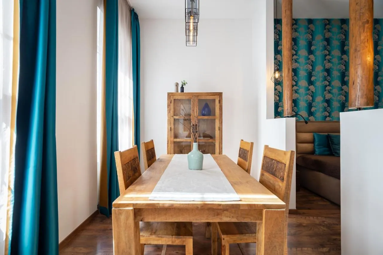 Apartment Basilika View Elegant Suite Need Reservation For Free Parking Budapest
